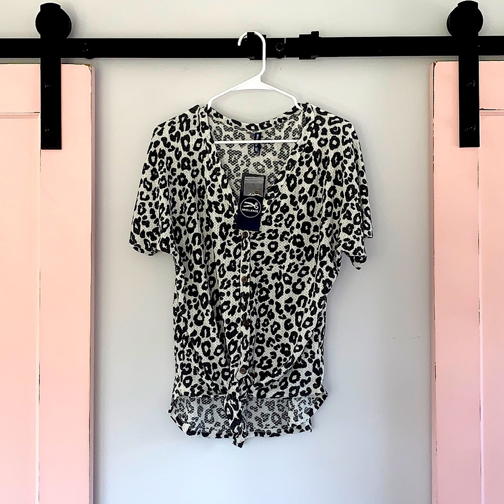Leopard print tie up blouse NEW with Tags